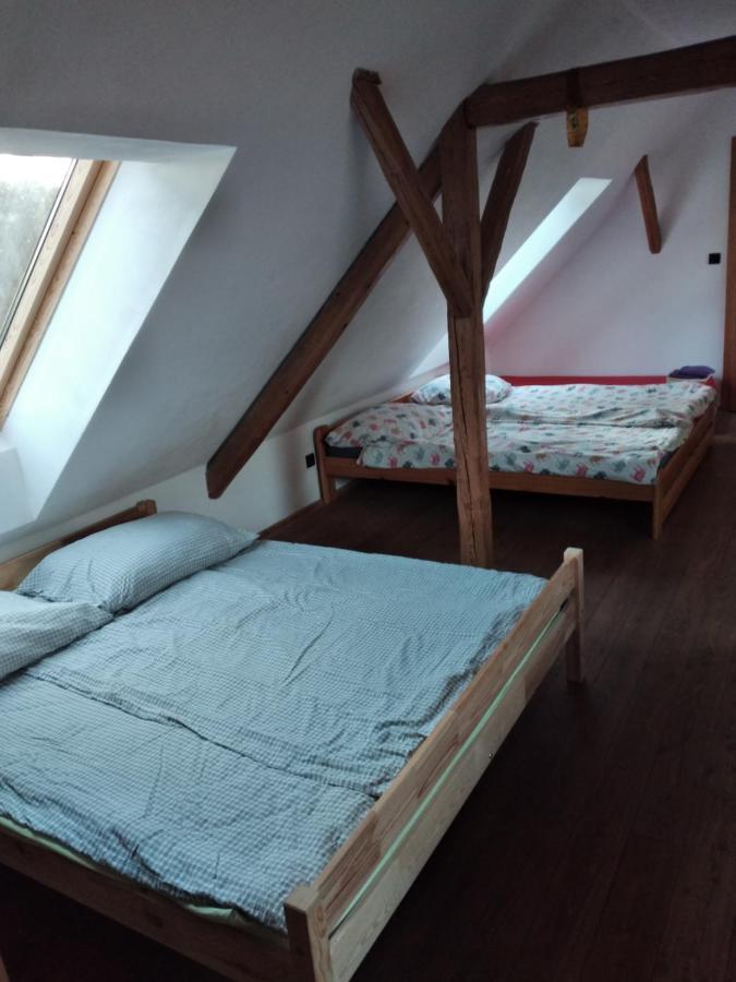 Kypruv Mlyn Villa Knínice Eksteriør billede